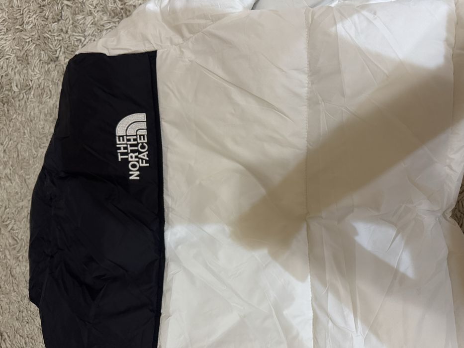 Geaca The North Face alba puffer