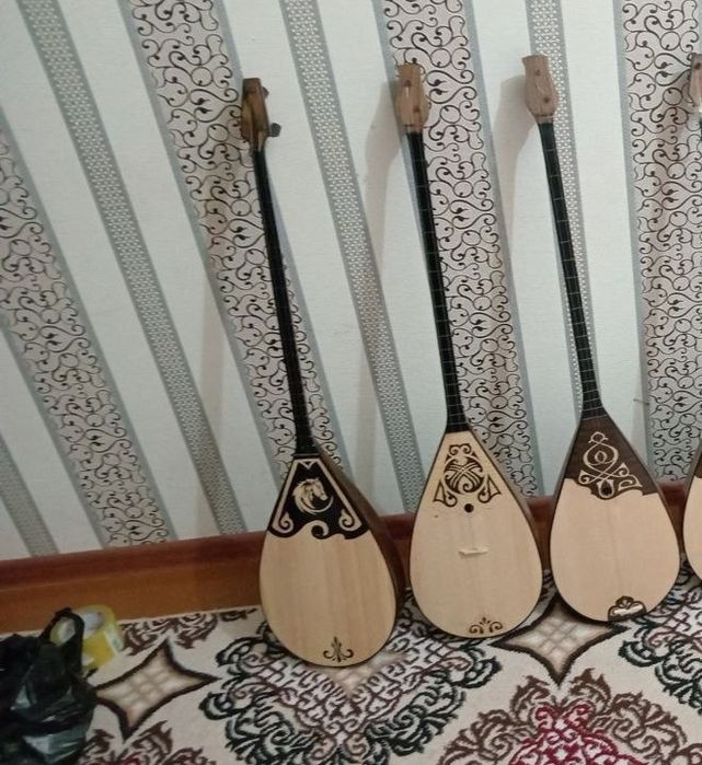 Жана шыкыр домбыра сатылады  жийде  тут кайын  актал катты агаштан