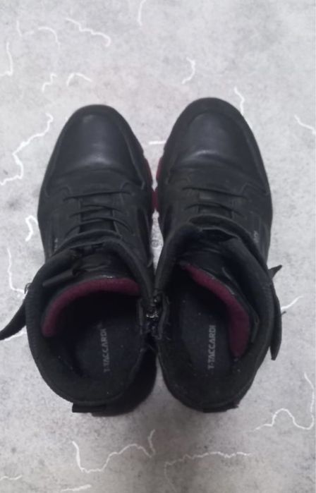 утепленные кроссовки