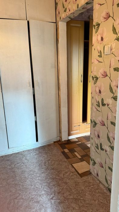 Продам 2 ком квартиру в 19 мкр