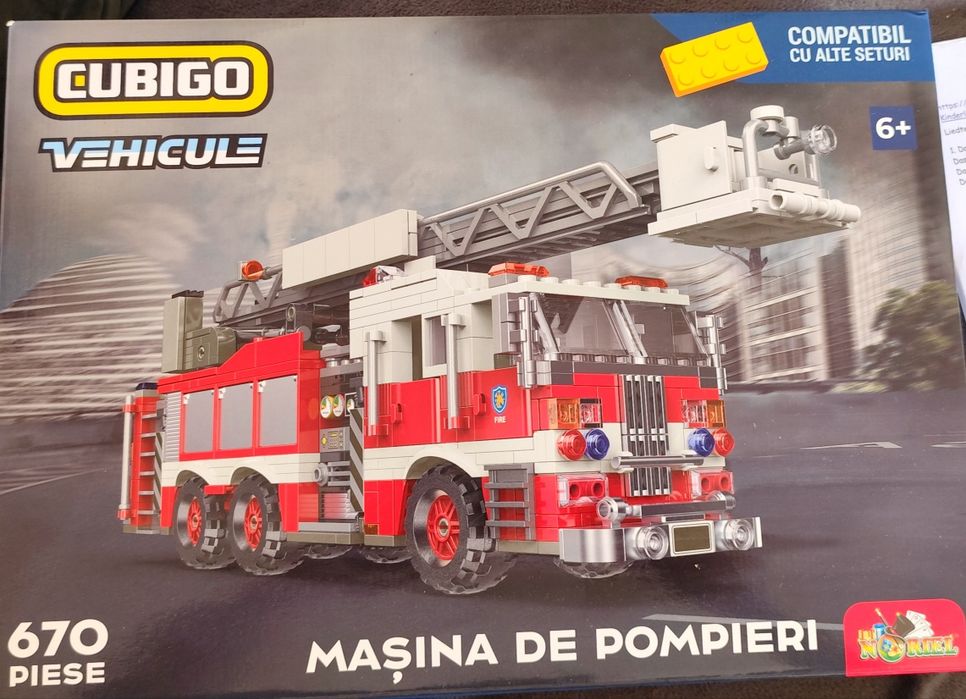 Lego mașina de pompieri