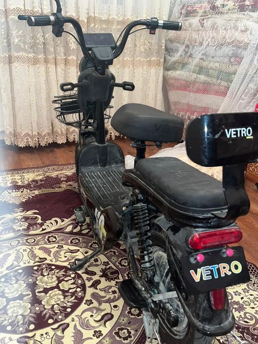 Скутер, VETRO/19