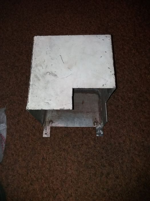 Продам в Петропавловске ёмкости и бак .