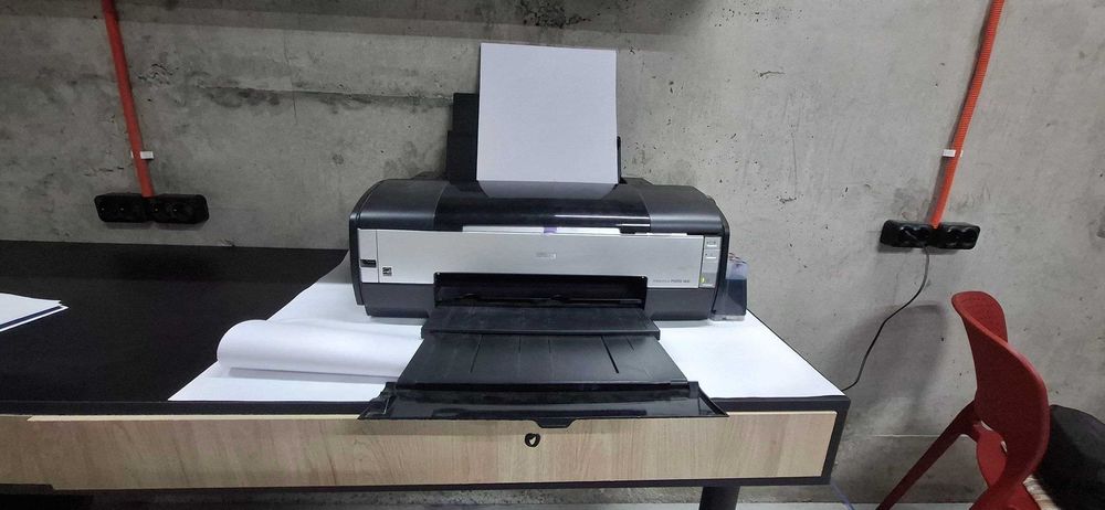 Продается Б/У Принтер EPSON 1410