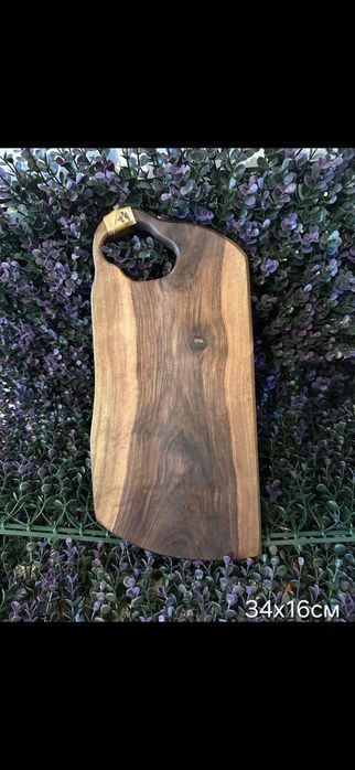 Дъски за рязане и мезета от Орех
