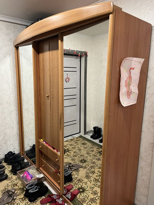 Шкаф купе продам