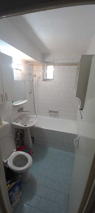 Apartament cu 2 camere de vanzare in zona Decebal