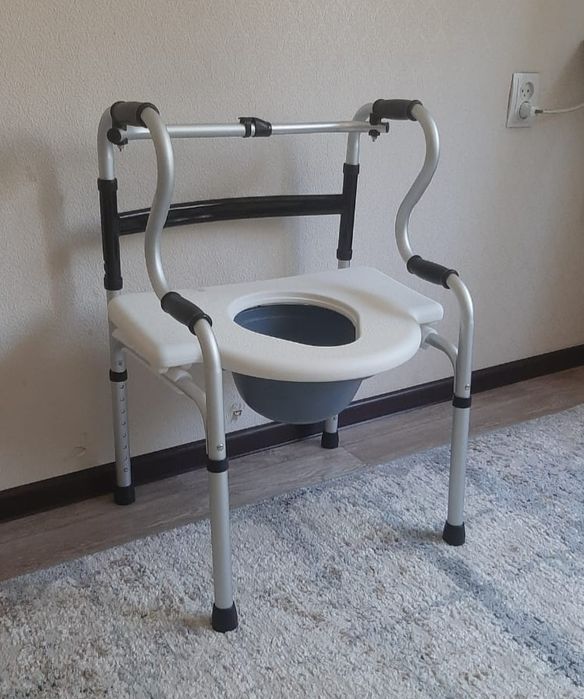 Ходунок + сиденье туалет для взрослых