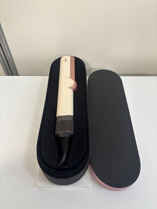 Placa Dyson Airstrait Ht01 cu cutie travel NOUA