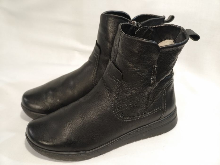 Боти естествена кожа, номер 39