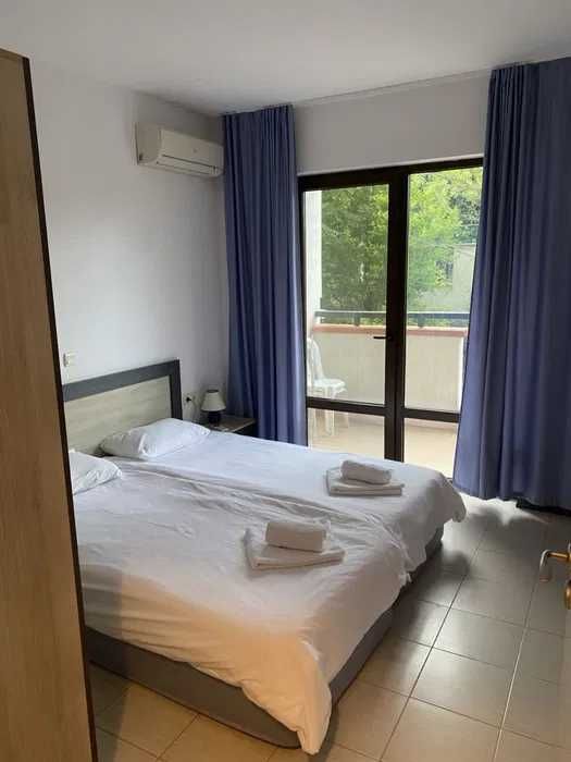 Дава се под наем Тристаен апартамент в Черноморец - 85 кв.м за 250 € - Снимка #1