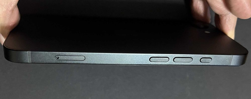 IPhone 16e, 128gb б/у