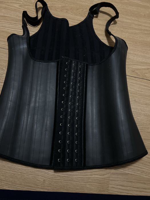 Продам корсет 25 рёбра