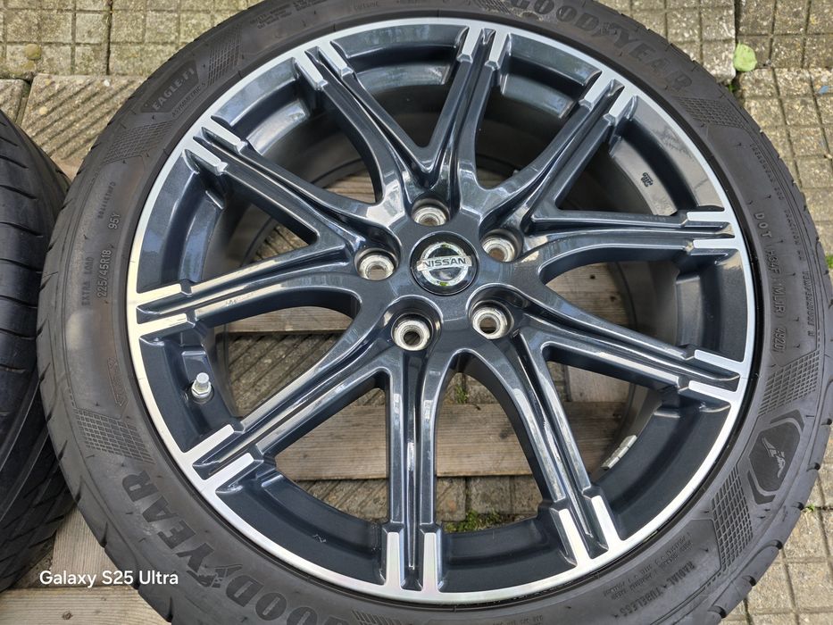 Лети джанти 18ки 5х114.3 Nissan + летни гуми 225/45/18