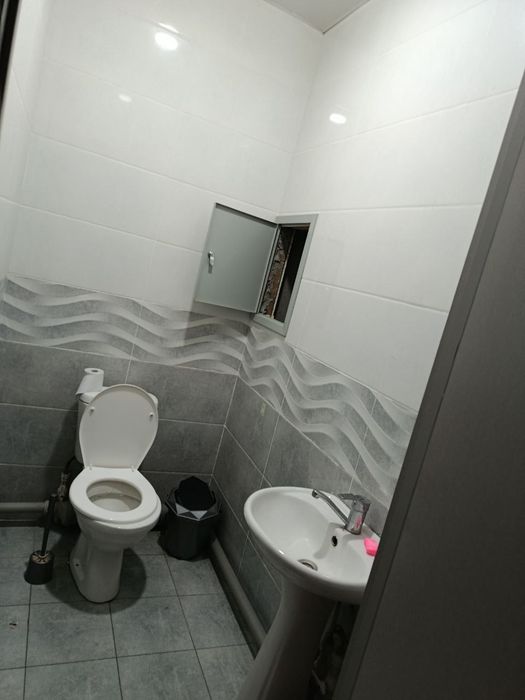 Novza metro oldida 2 xonali uy ijaraga beriladi. Uzoq mudatga