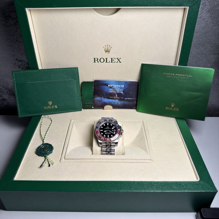 Rolex GMt 2 Pepsi