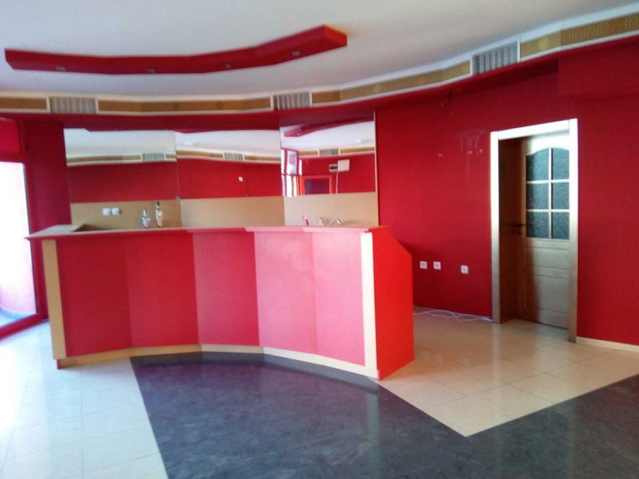 Дава се под наем Магазин в София, Гоце Делчев - 130 кв.м за 897.6 € - Снимка #13