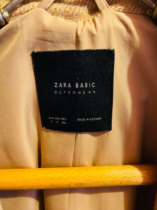 Palton camel mediu Zara