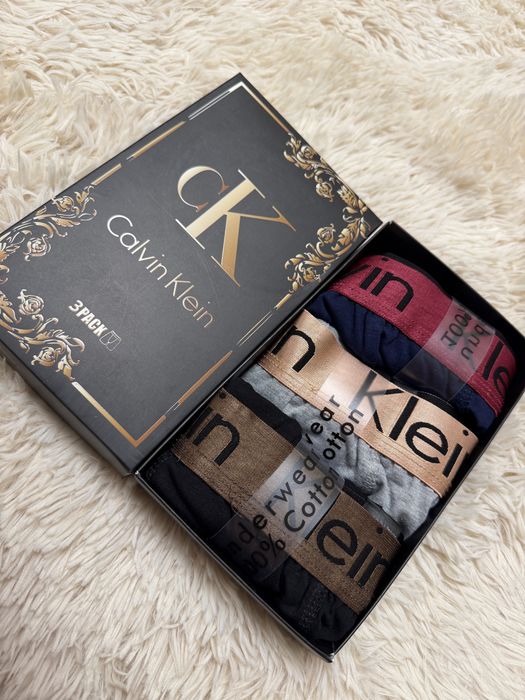 Set de 3 boxeri Calvin Klein M si XL