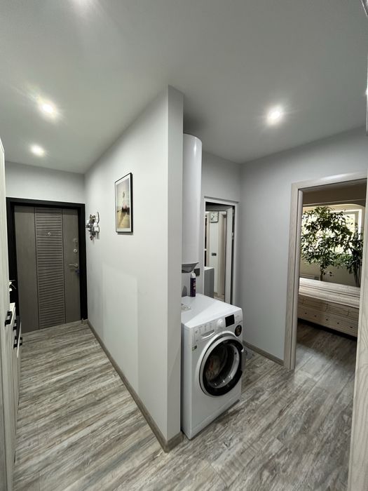 Продава се Тристаен апартамент в Сливен, Клуцохор - 63 кв.м за 1554 €/кв.м - Снимка #1