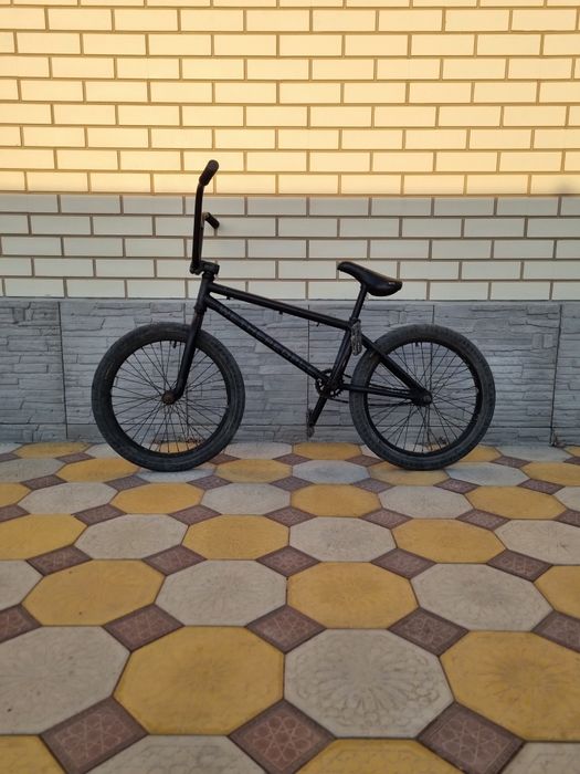 Продаю BMX 2021 года