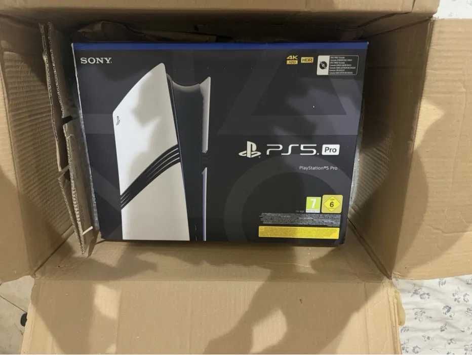 Vând Playstation 5 Pro nou sigilat