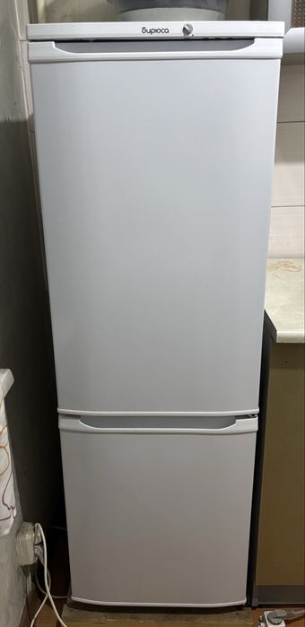Холодильник Бирюса