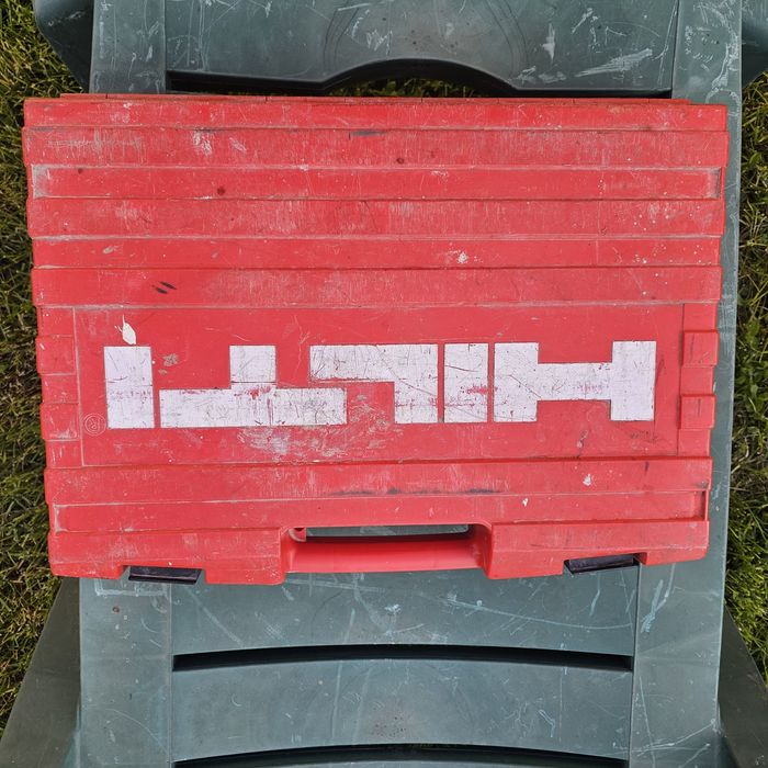 Masina gaurit/ însurubat professionala Hilti  SF 151 A