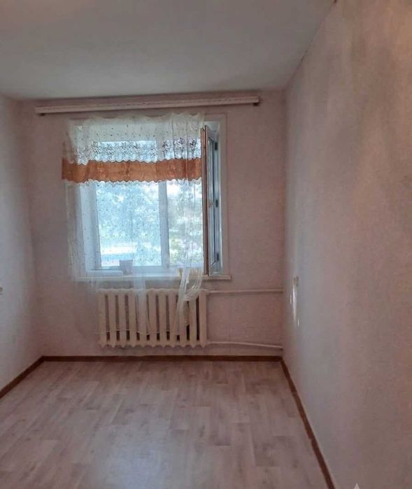 продам 2хкомнатную квартиру
