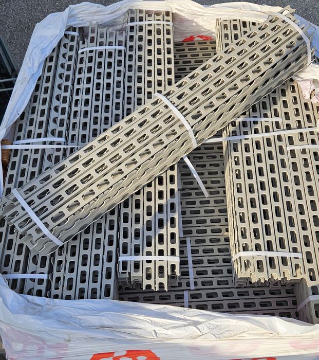 Distantier linear cofraje