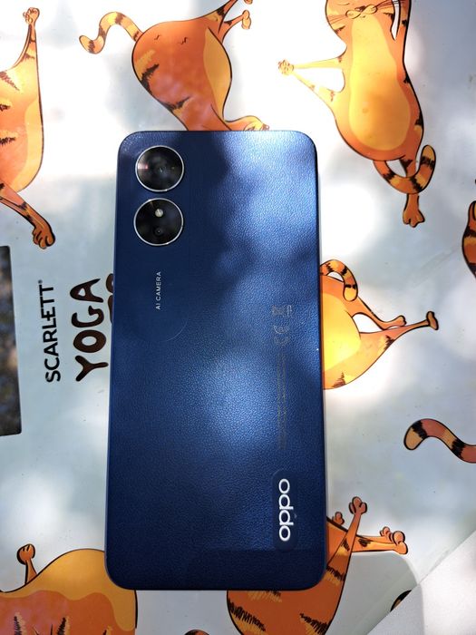 Продам телефон Oppo a17.