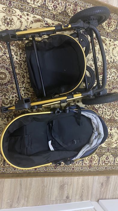 Коляска  . Жана куйінде тек уйдин ішінде қолданылған