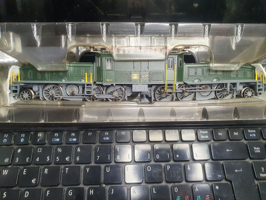 Marklin HO 39560 Swiss Krokodil 2-6-6-2 in Post war SBB Green No 14310