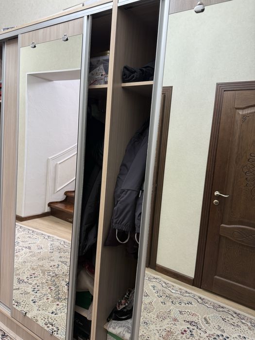 Прихожая, б/у мебель