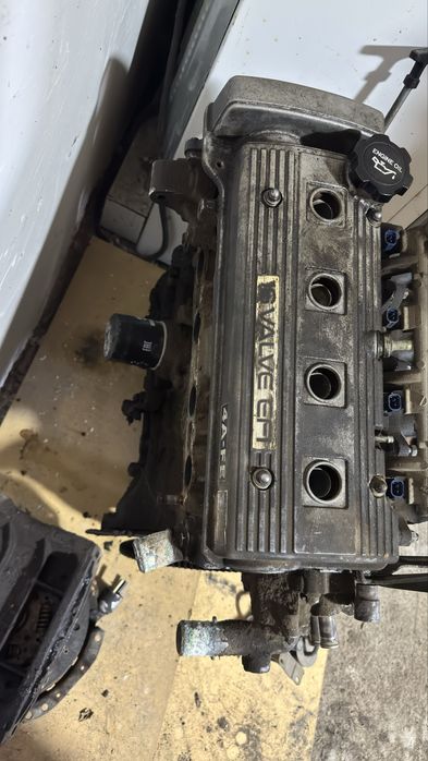 Продам двигатель на тойота Карина Е