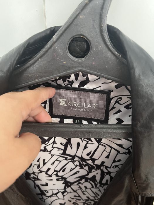 Продам кожаную куртку