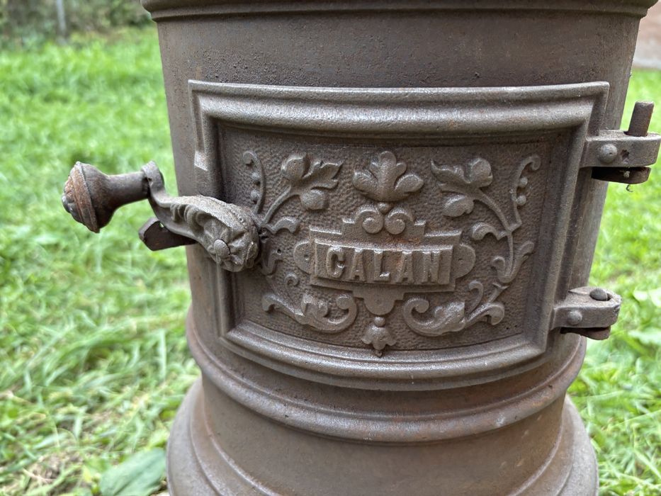 Soba din fonta Vintage