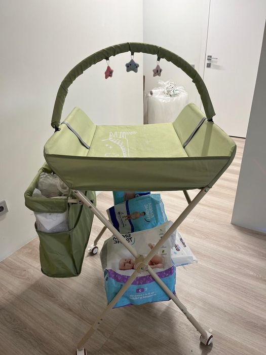 Пеленальный столик