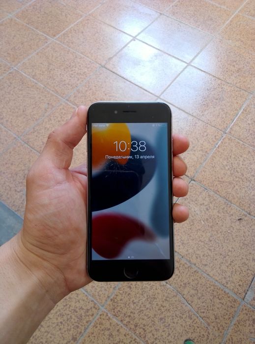 Iphone 6 s sotiladi arzonga