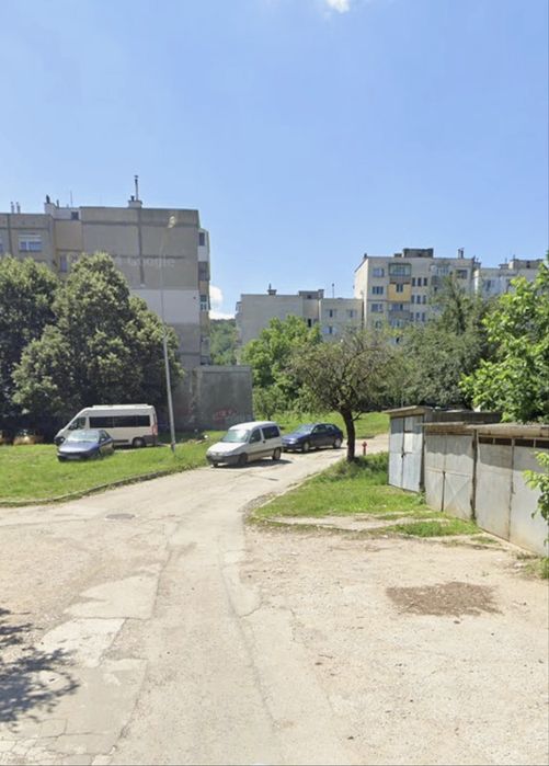 Дава се под наем Гараж / Паркомясто в Ловеч, Младост - 18 кв.м за 39.78 € - Снимка #2