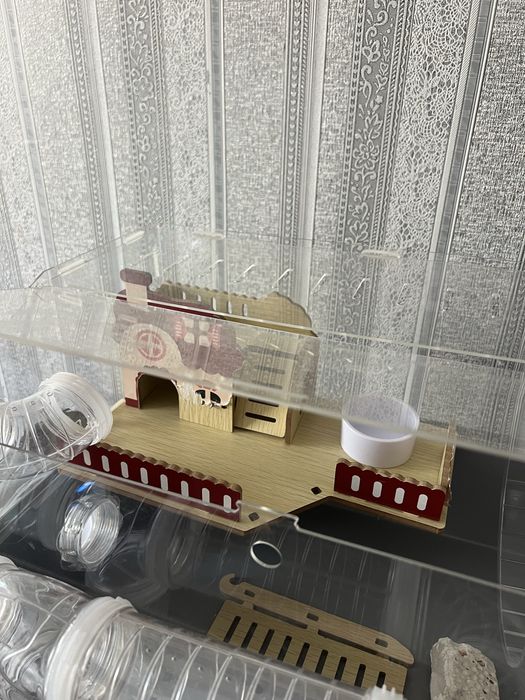 Продам клетку для хомяка