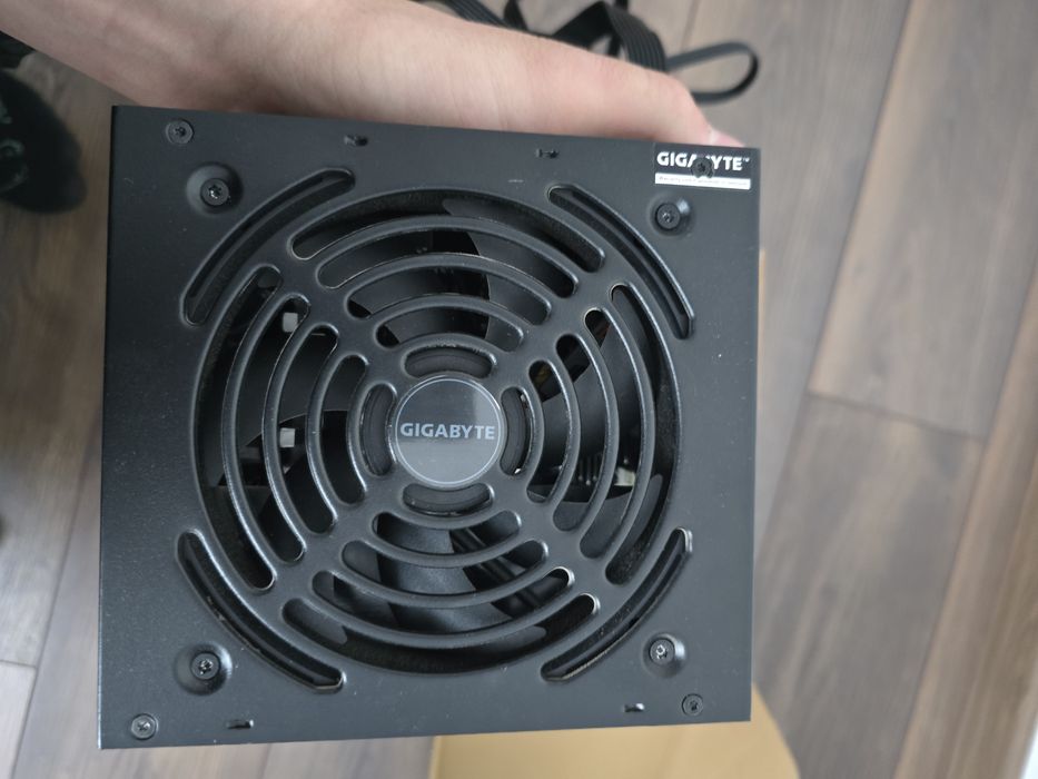 Захранване GIGABYTE P450B