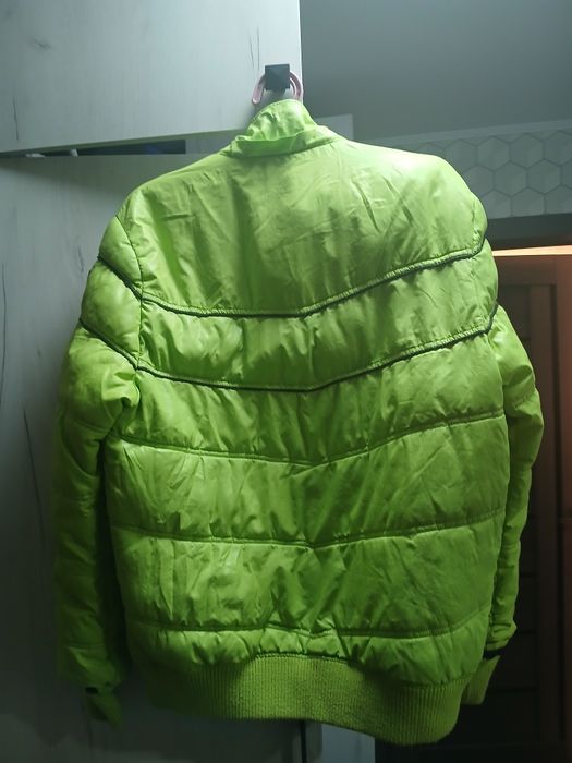 Продам куртку в отличном состоянии