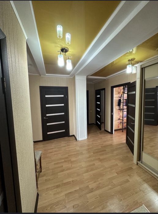 Сдаётся 3 комн квартира