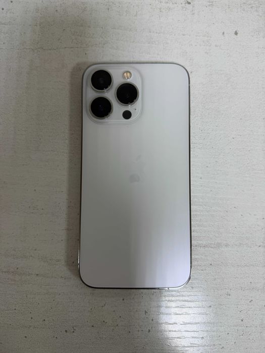 iphone 13 pro 256 гб белый 74% АКБ