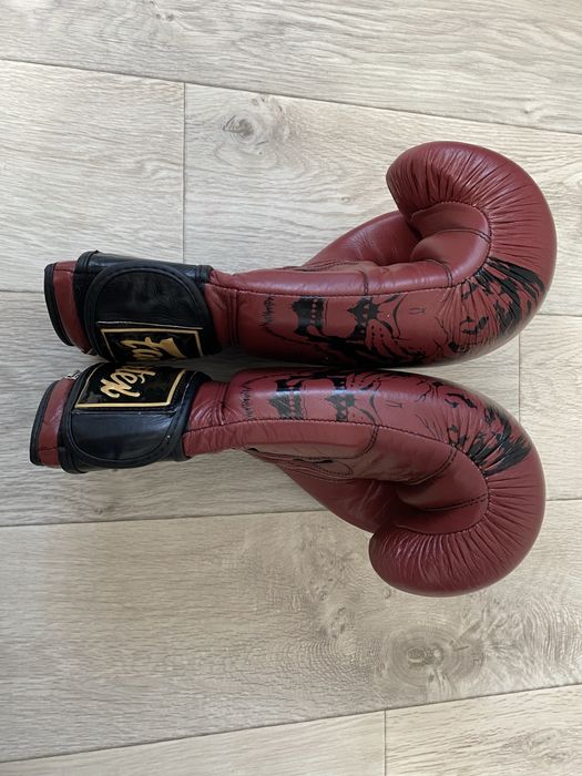 Продам Боксерские перчатки 14-OZ