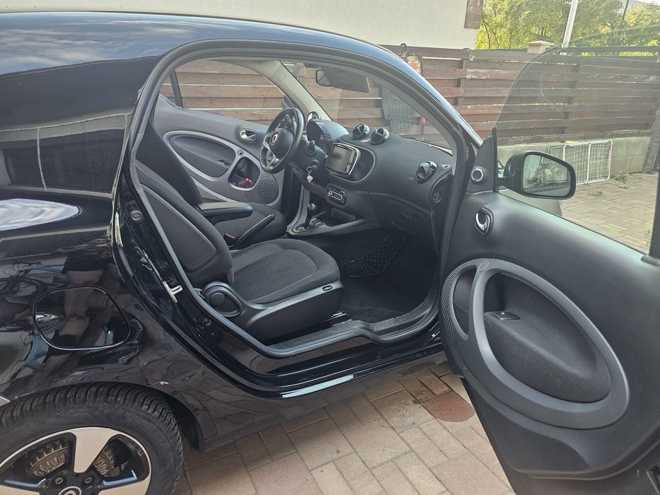 SMART Fortwo 2021 — imagine 5