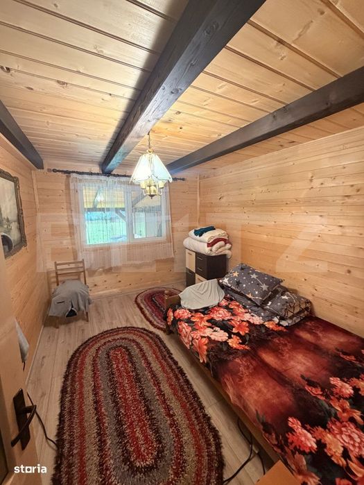 Casa de vacanta , 114 mp , 1080 mp teren, Vama, Bucovina