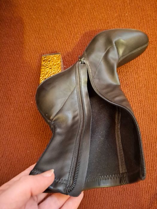 Атрактивни маркови боти