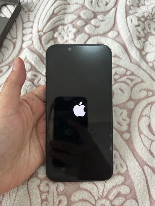 Продам срочно Iphone 14 в идеальном состоянии